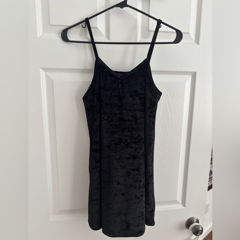 Crushed velvet black slip dress